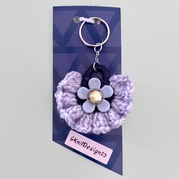 Keychain Charm, Floral Keychain, Crochet Unique Gift, Handmade Bag Charm - Picture 9 of 11